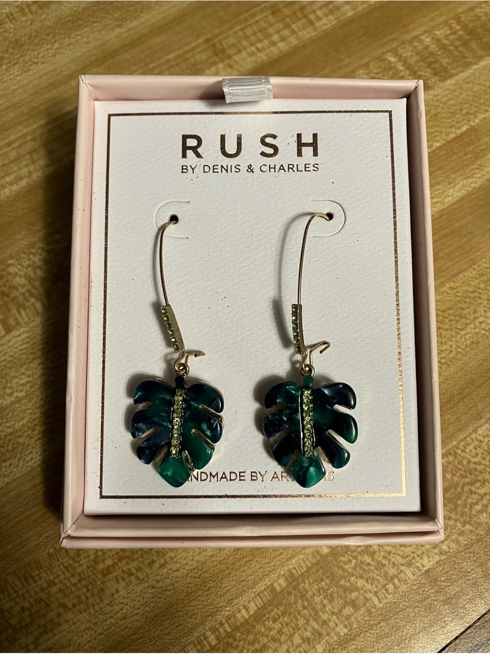 🌸Green Leaf Drop Earrings